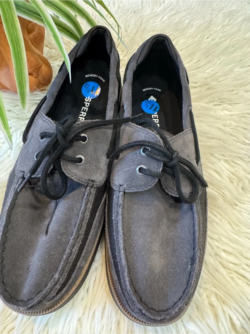 Sperry boat shoes